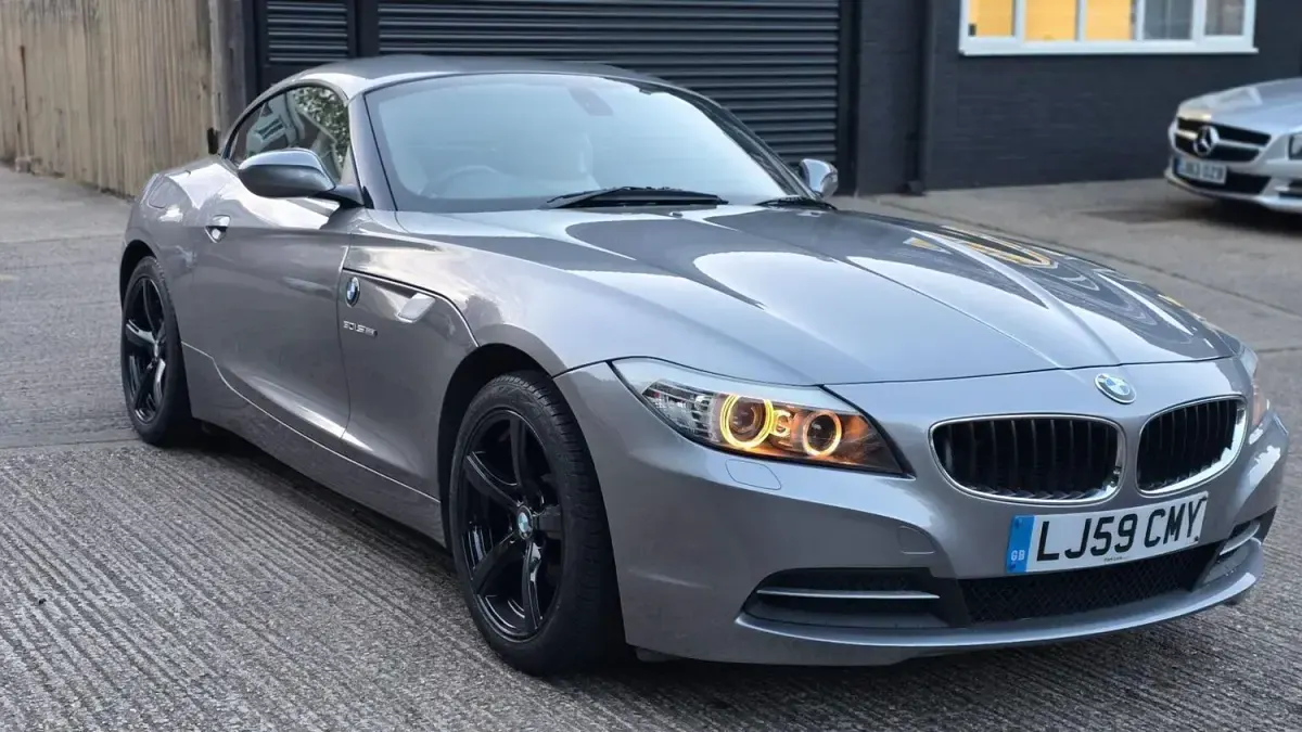 Begagnad BMW Z4 Comfort Edition 2009 Grå Cab