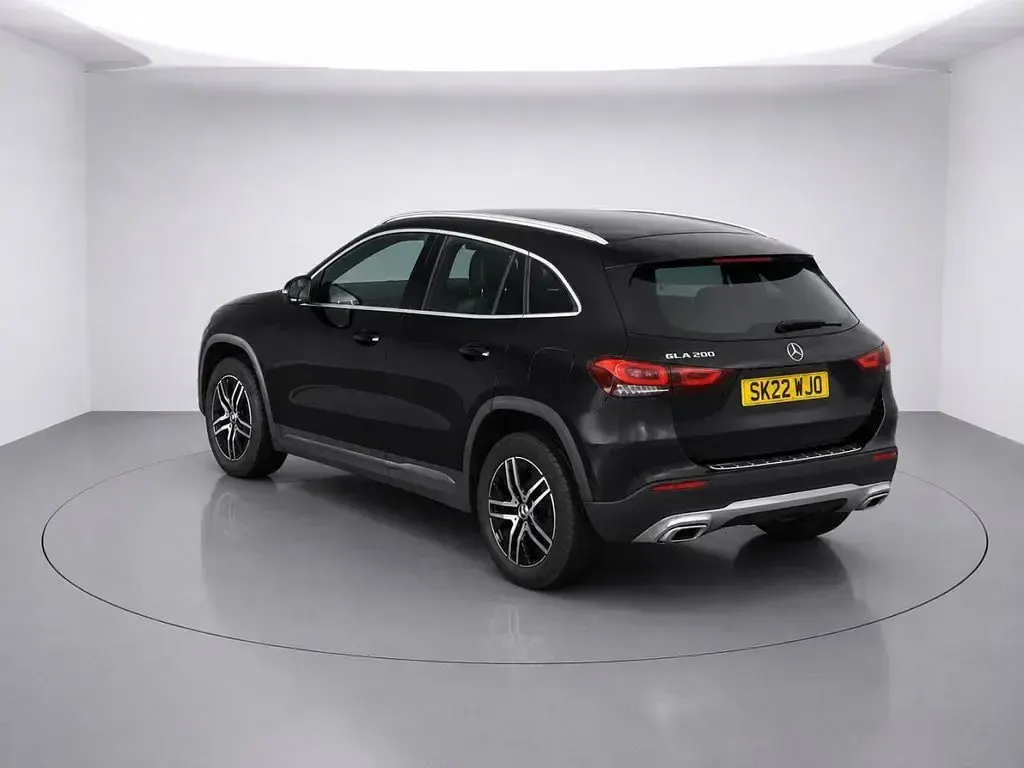 Used Mercedes GLA200 163 HP (119 kW) 2022 Black SUV
