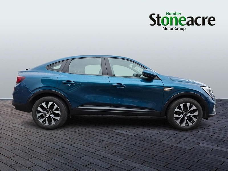 Used Renault Arkana Iconic 140 HP (102 kW) 2022 Blue SUV