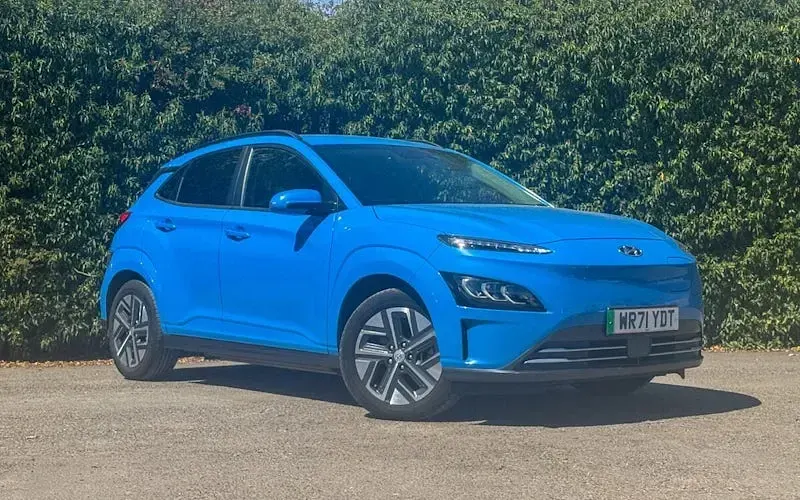 Used Hyundai Kona Premium 100 kW (136 HP) 2022 Blue SUV