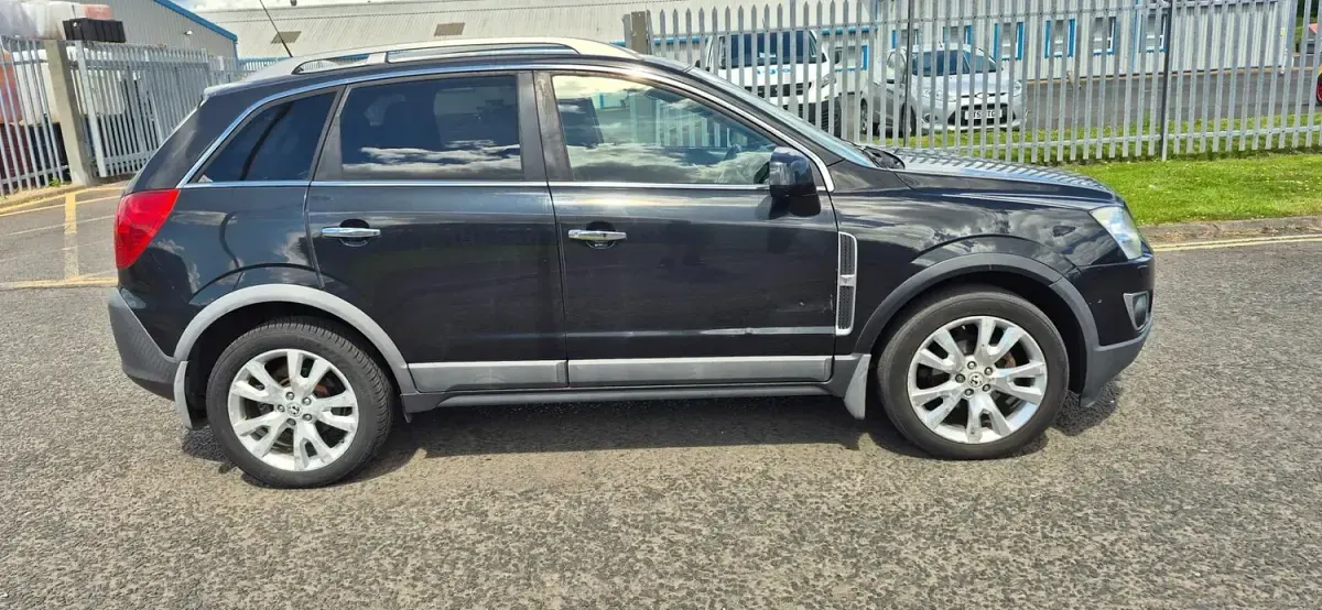 Used Vauxhall Antara 163 HP (119 kW) 2012 Black SUV