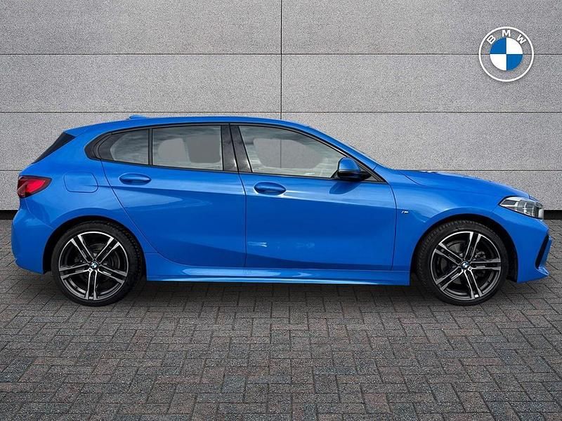 Used BMW 118 M Sport 134 HP (98 kW) 2021 Blue Hatchback
