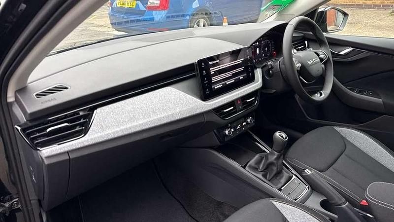 Used Skoda Scala SE 116 HP (85 kW) 2025 Black magic pearl effect Hatchback