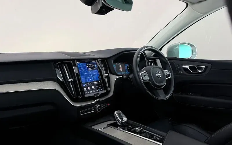 Used Volvo XC60 Inscription 455 HP (334 kW) 2021 SUV