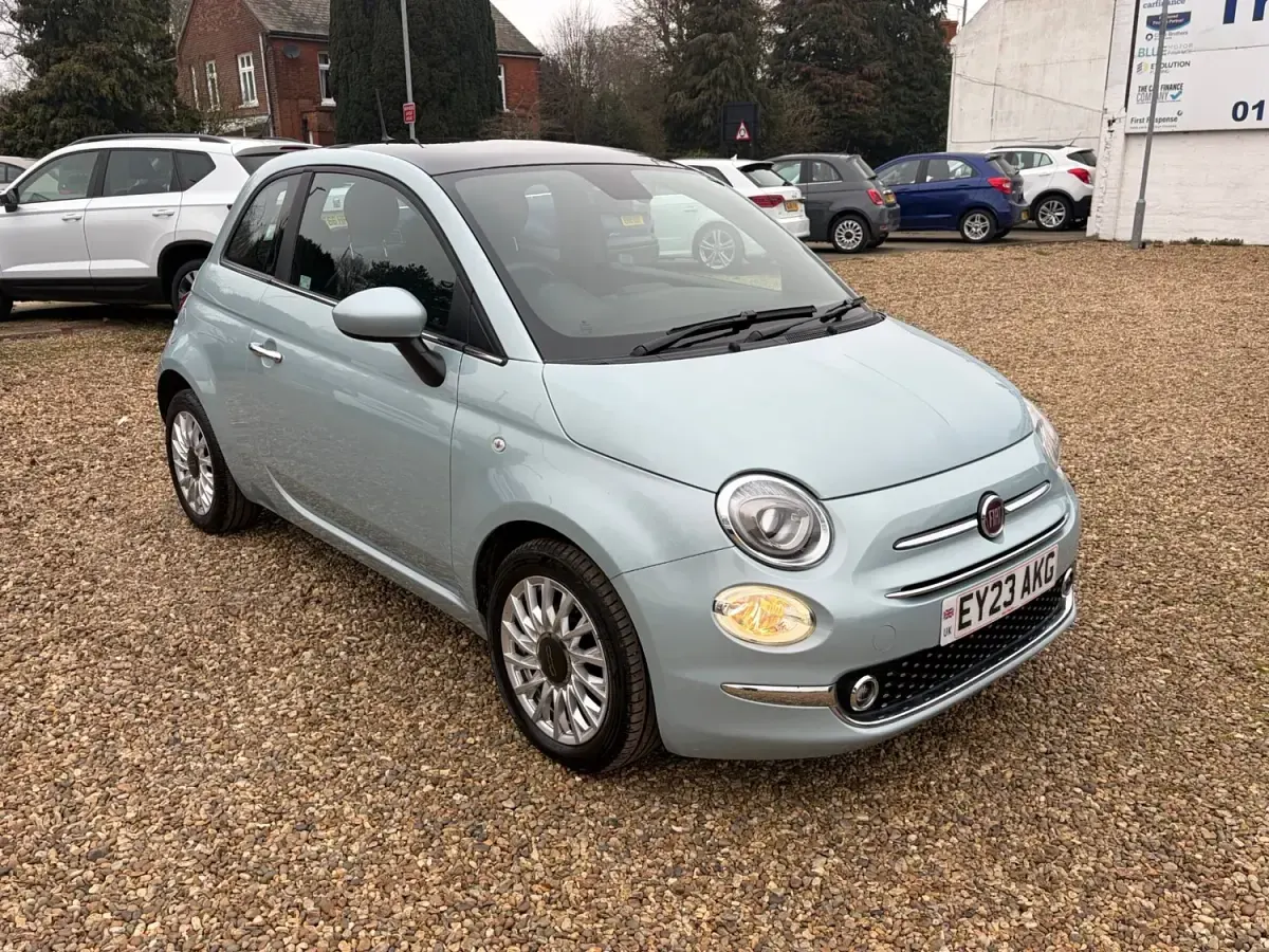Usado Fiat 500 2023 Verde Citadino
