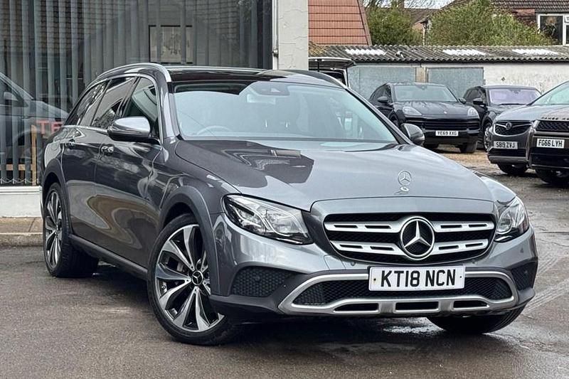 Begagnad Mercedes E350 Edition 258 HK (189 kW) 2018