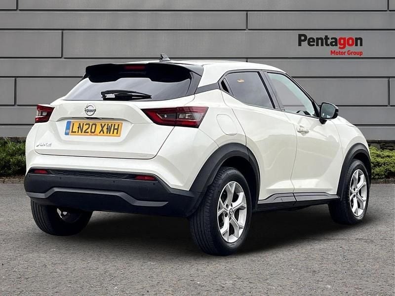 Used Nissan Juke N-Connecta 117 HP (86 kW) 2020 White SUV