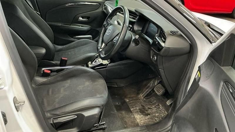Used Vauxhall Corsa-e Elite 100 kW (136 HP) 2020 White Hatchback