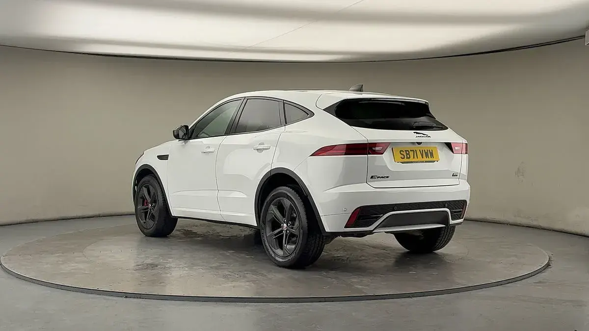Used Jaguar E-Pace R-Dynamic 204 HP (150 kW) 2022 Fuji white SUV