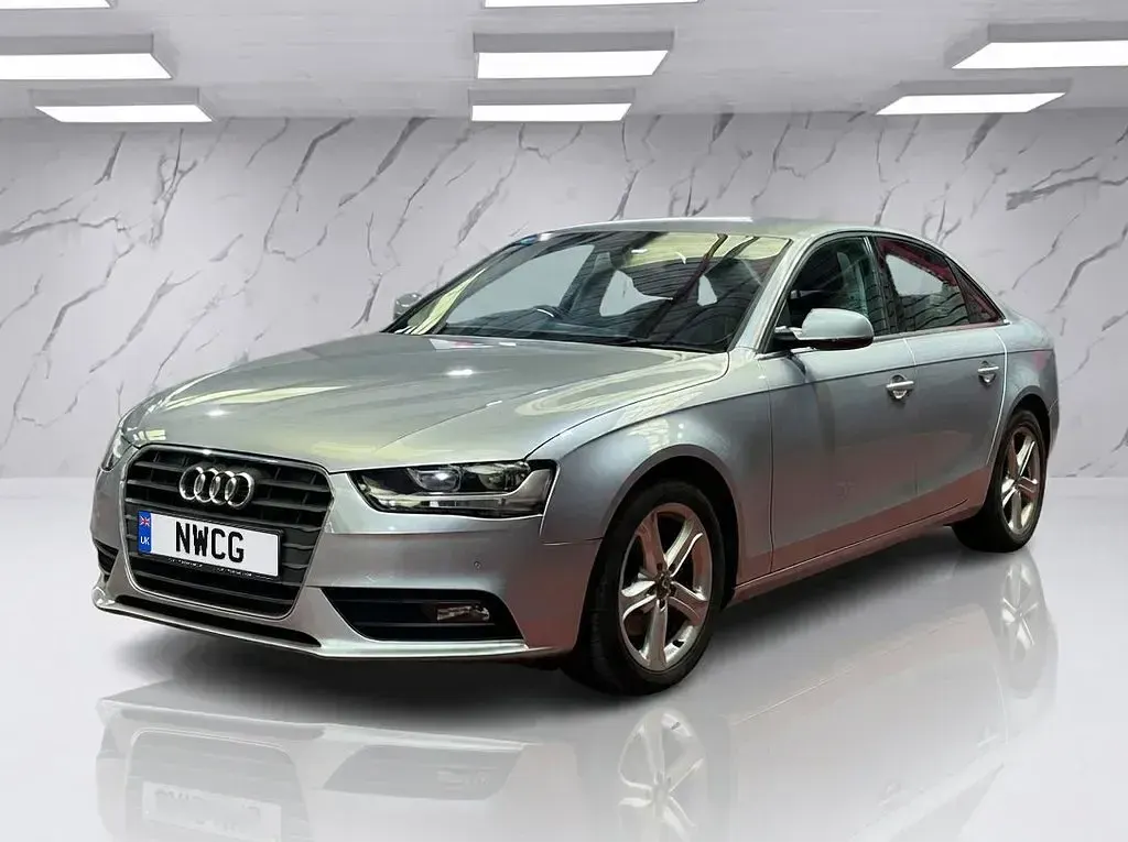 Used Audi A4 Business 163 HP (119 kW) 2015 Silver Sedan