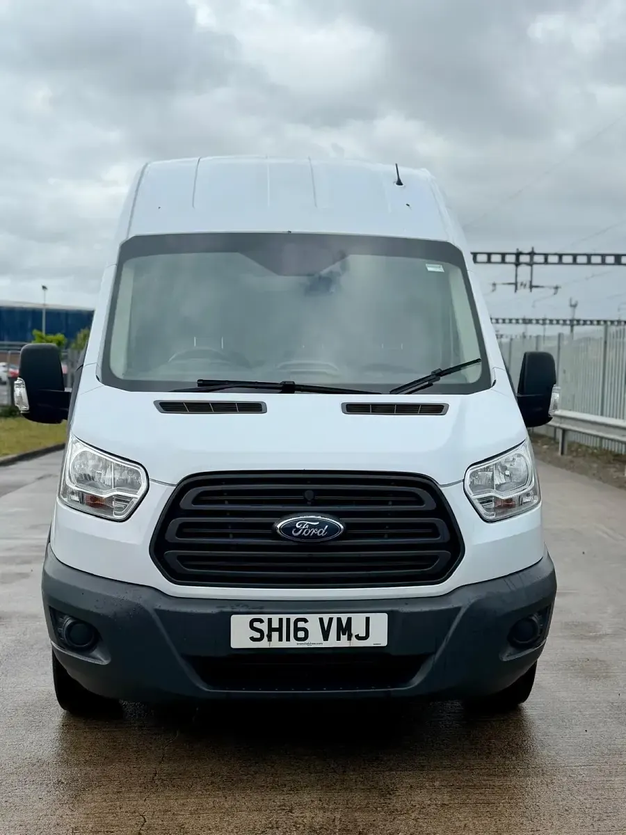 Used Ford Transit 100 HP (73 kW) 2016 White Van
