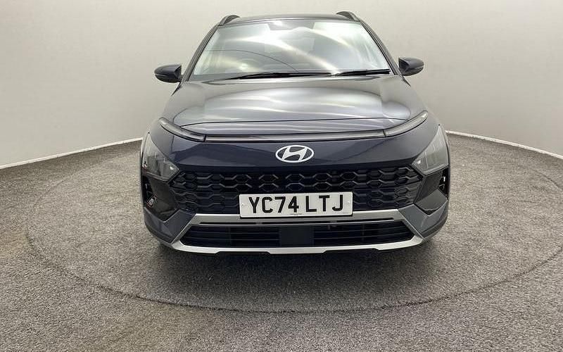 Used Hyundai Bayon Premium 101 HP (74 kW) 2024 Grey SUV
