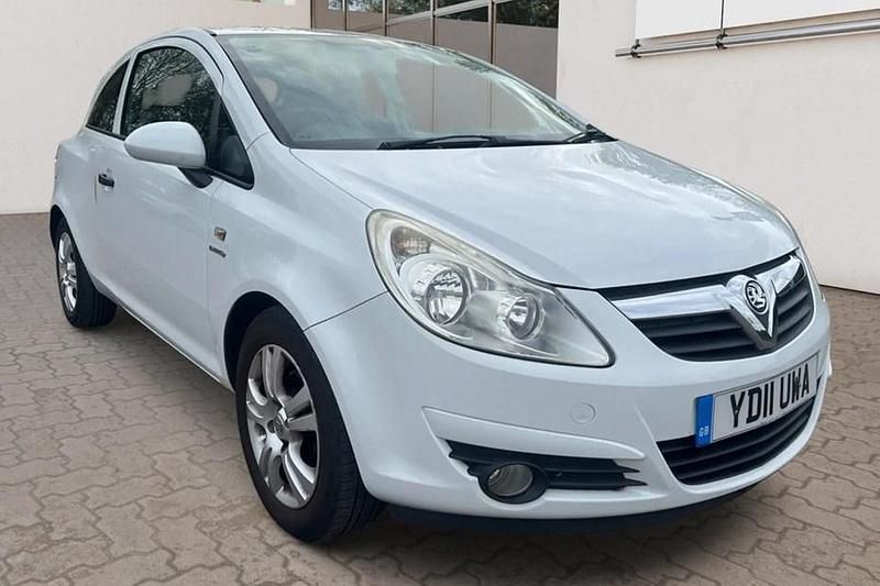 Used Vauxhall Corsa 85 HP (62 kW) 2011 Hatchback