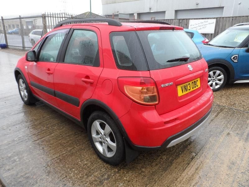 Used Suzuki SX4 SZ4 120 HP (88 kW) 2013 SUV