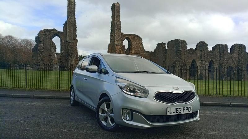 Used Kia Carens 2013 Silver MPV