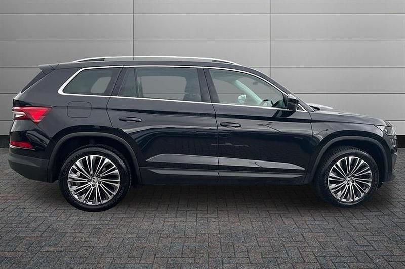 Used Skoda Kodiaq SE L Executive 150 HP (110 kW) 2022 Black magic pearl effect SUV