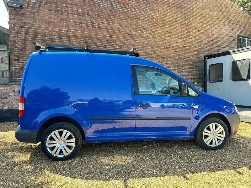 Used VW Caddy 69 HP (50 kW) 2007 Blue MPV