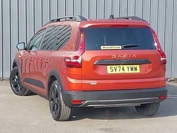 Used Dacia Jogger Extreme 140 HP (102 kW) 2024 Brown MPV