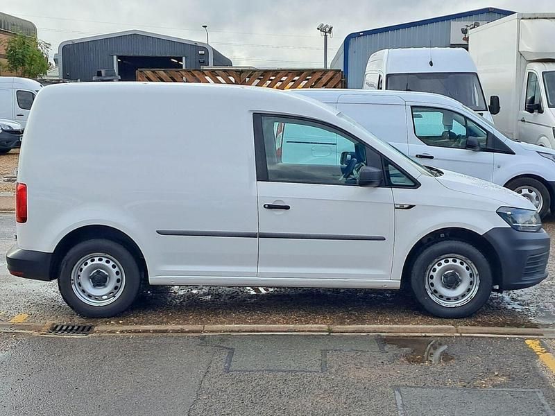 Used VW Caddy Startline 102 HP (75 kW) 2020 White MPV