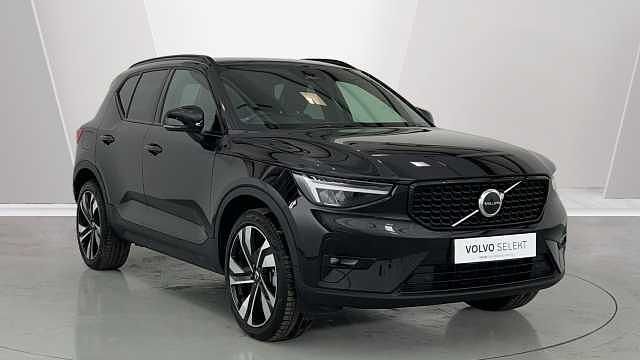 Used 2025 Volvo XC40 Plus SUV | £33,691 (Fair price) - Image 1/4