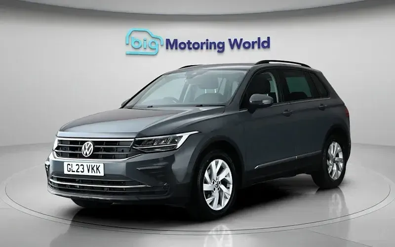 Used VW Tiguan S 150 HP (110 kW) 2023 Grey SUV