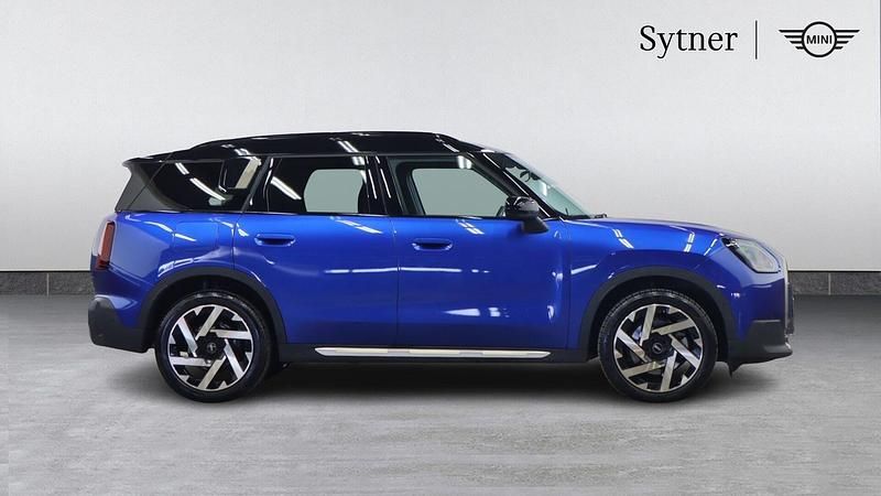 Used Mini Countryman 168 HP (123 kW) 2024 Blue SUV
