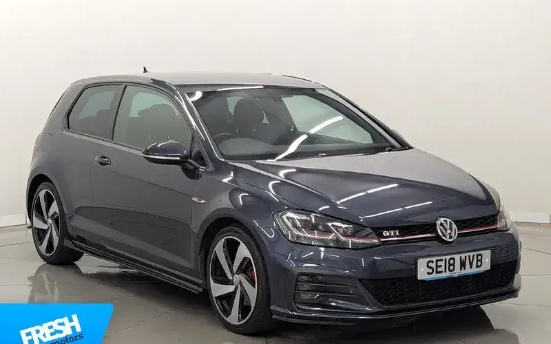 Used VW Golf VII GTI 230 HP (169 kW) 2018 Hatchback