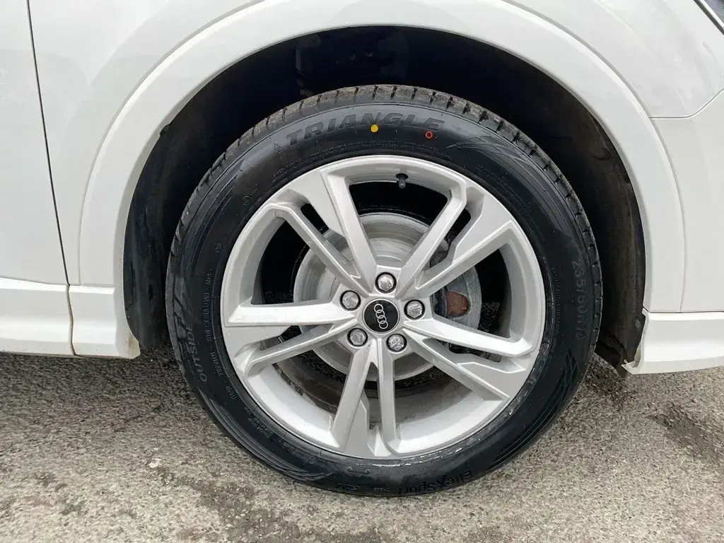 Second-hand Audi Q3 S-Line 150 CP (110 kW) 2021 Alb SUV