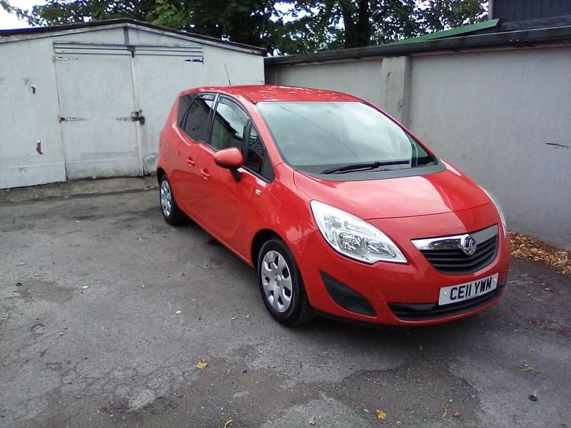 Red Used 2011 Vauxhall Meriva Expression MPV | £1,995 (Fair price) - Image 1/4