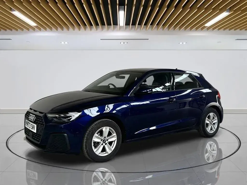 Used Audi A1 Sportback Advanced 95 HP (69 kW) 2023 Blue Hatchback