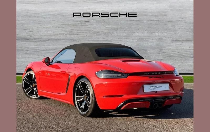 Used Porsche Boxster 344 HP (253 kW) 2021 Orange Cabriolet