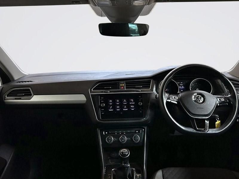 Usado VW Tiguan Match 130 HP (95 kW) 2020 Preto SUV