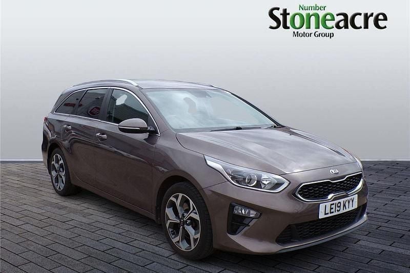 Brown Used 2019 Kia Ceed Sportswagon 3 Estate | £10,795 (Fair price) - Image 1/4