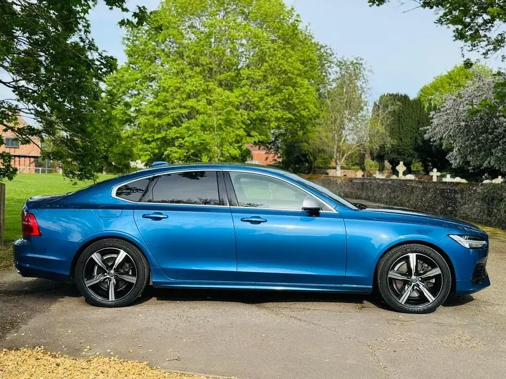 Used Volvo S90 R-Design Pro 390 HP (286 kW) 2019 Blue Sedan