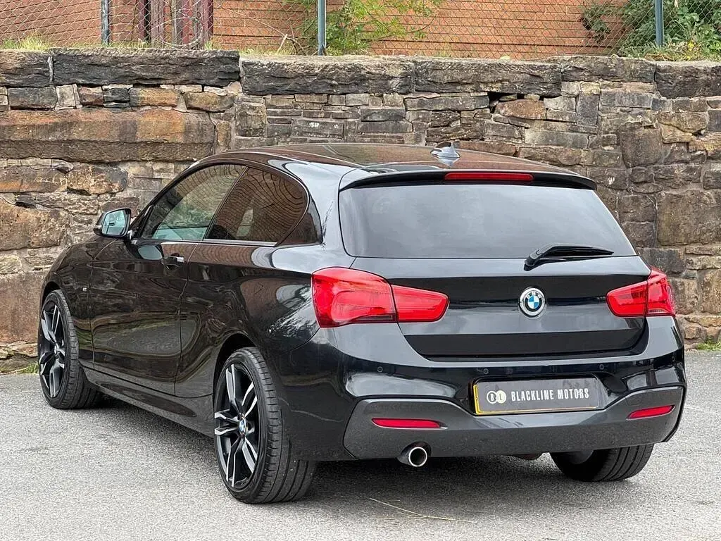 Used BMW 118 M Sport 150 HP (110 kW) 2016 Black Hatchback
