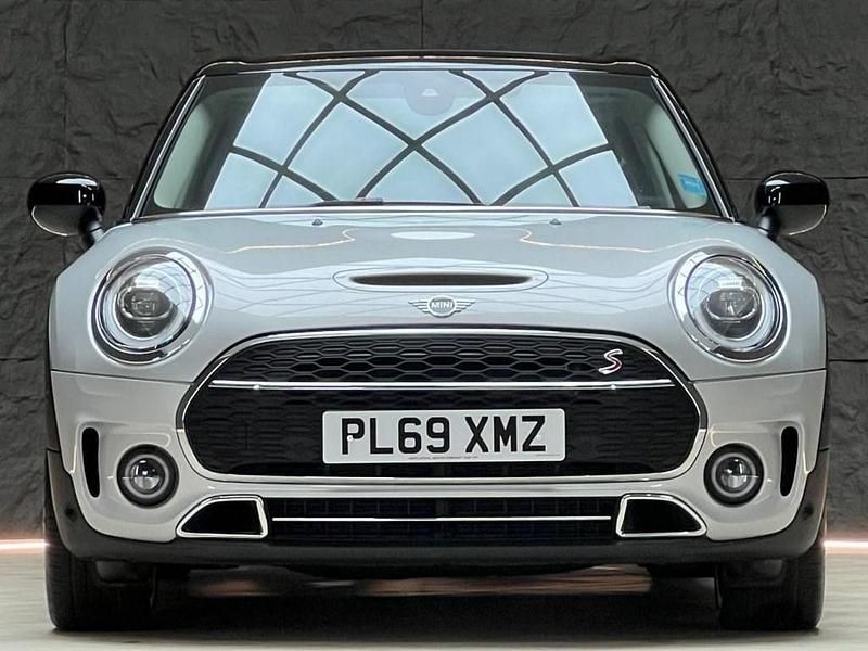 Used Mini Cooper Clubman Exclusive 192 HP (141 kW) 2019 Silver Estate