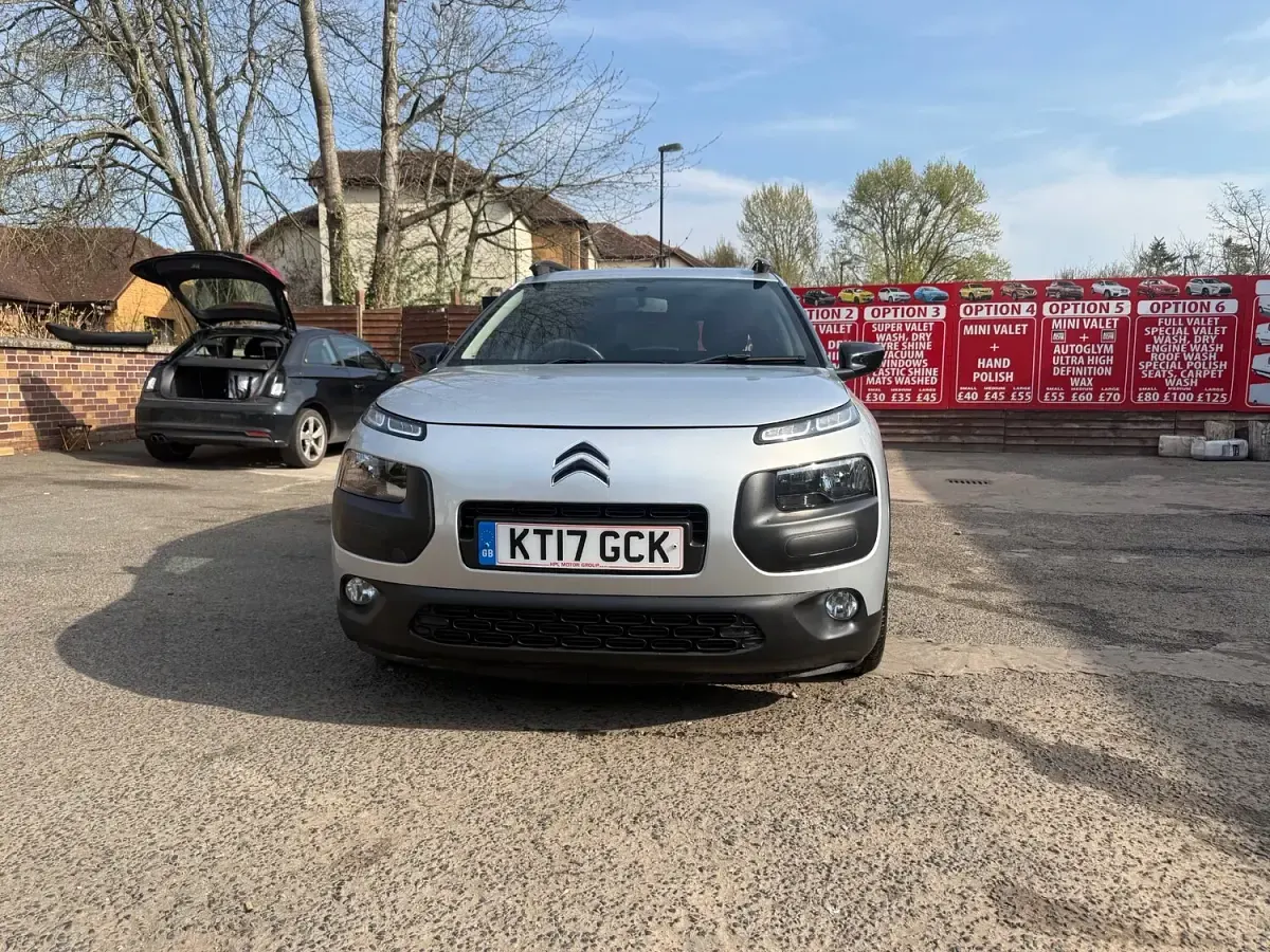 Used Citroën C4 Cactus Feel 2017 Silver Hatchback