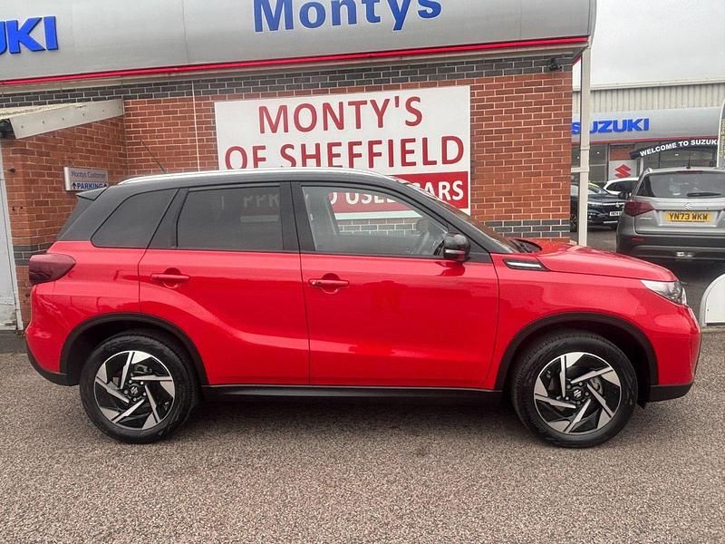 Used Suzuki Vitara 129 HP (94 kW) 2025 Red SUV