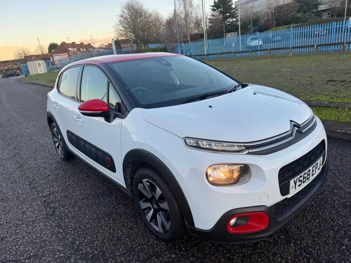 Gebraucht Citroën C3 Flair 2018 Weiß Kleinwagen