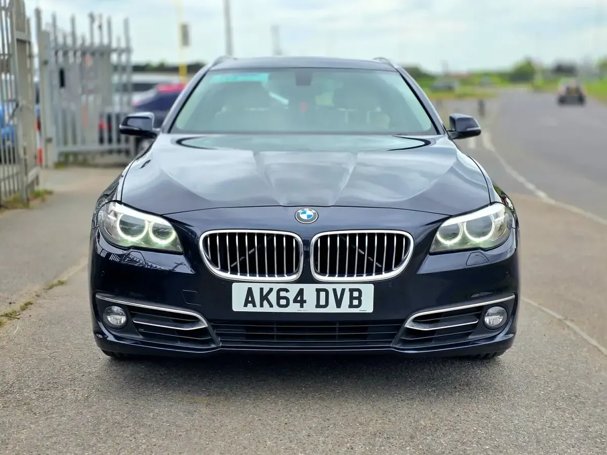 Used BMW 520 Luxury Line 2014 Blue Estate
