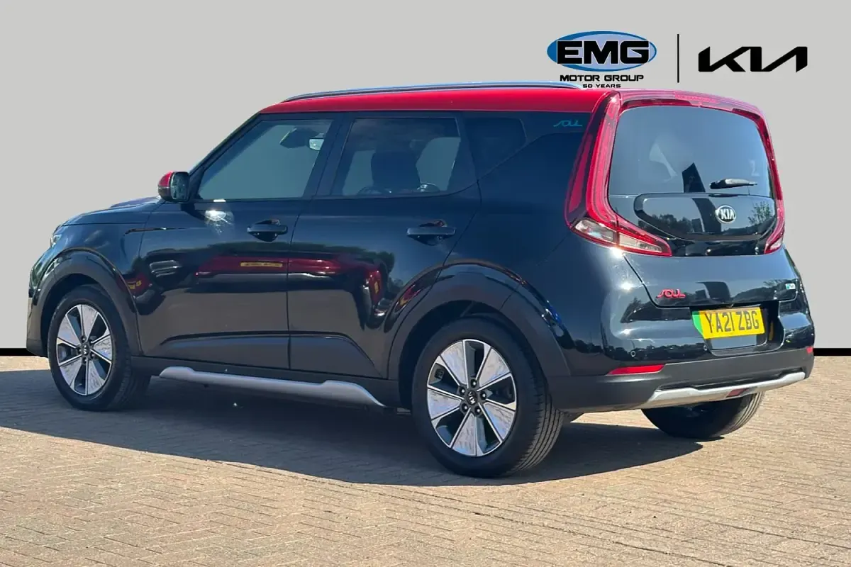 Used Kia Soul First Edition 150 kW (204 HP) 2021 Quartz black /red roof SUV