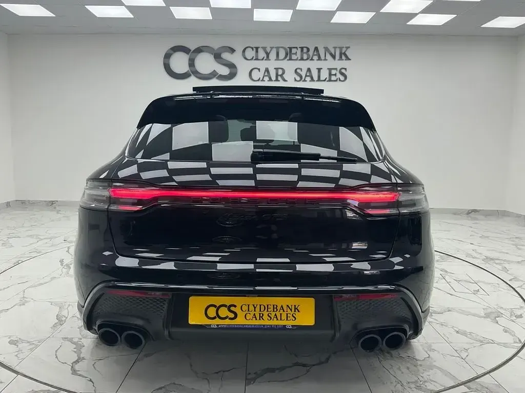 Used Porsche Macan GTS 440 HP (323 kW) 2022 Black SUV