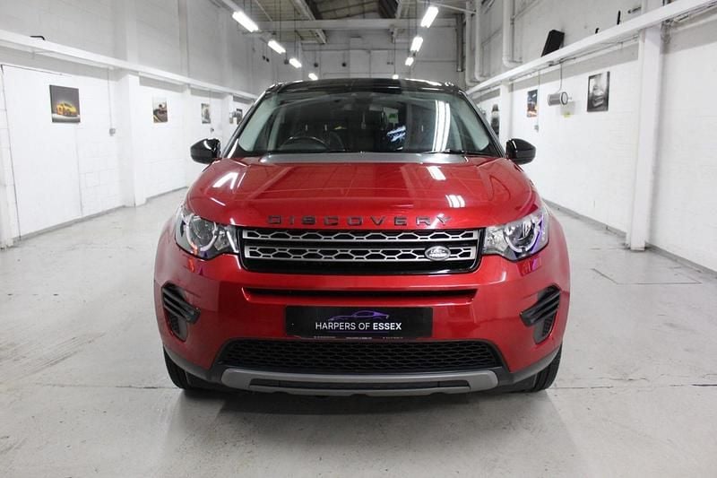 Used Land Rover Discovery Sport SE 180 HP (132 kW) 2017 Red SUV