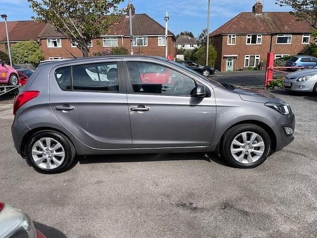 Używany Hyundai i20 Active 2014 Szary Hatchback