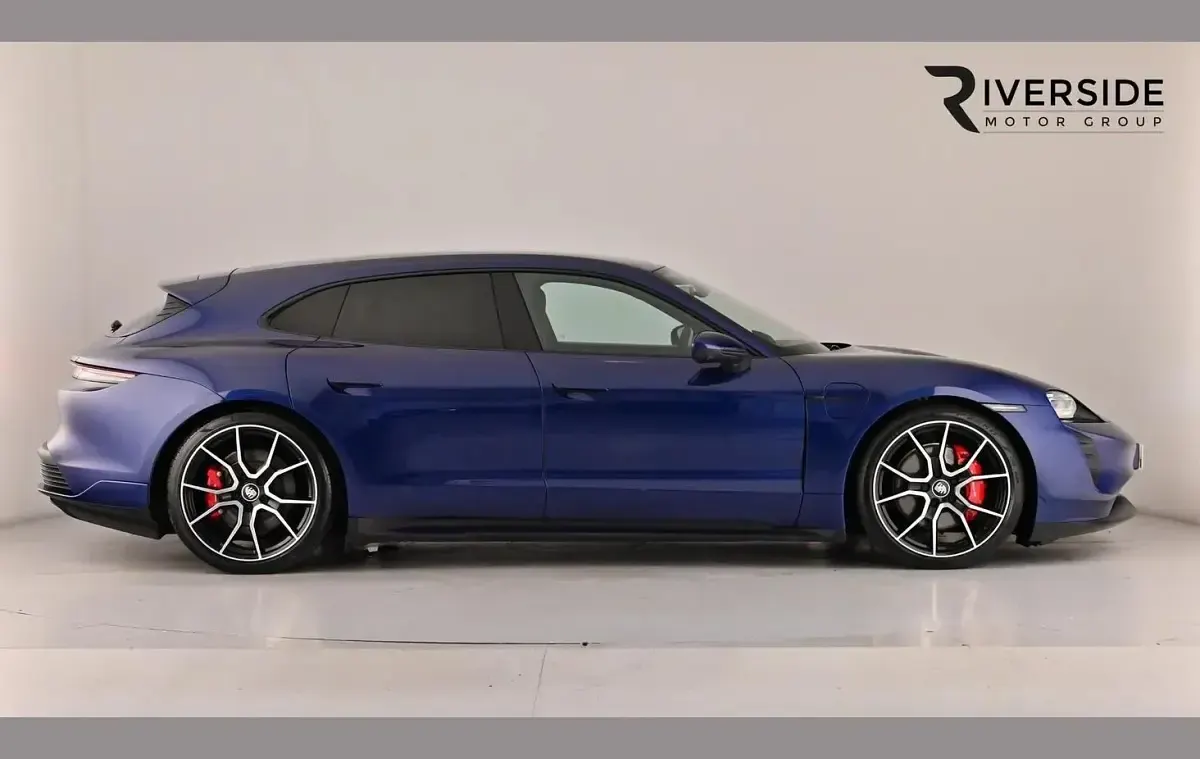 Used Porsche Taycan 419 kW (571 HP) 2023 Blue Sedan
