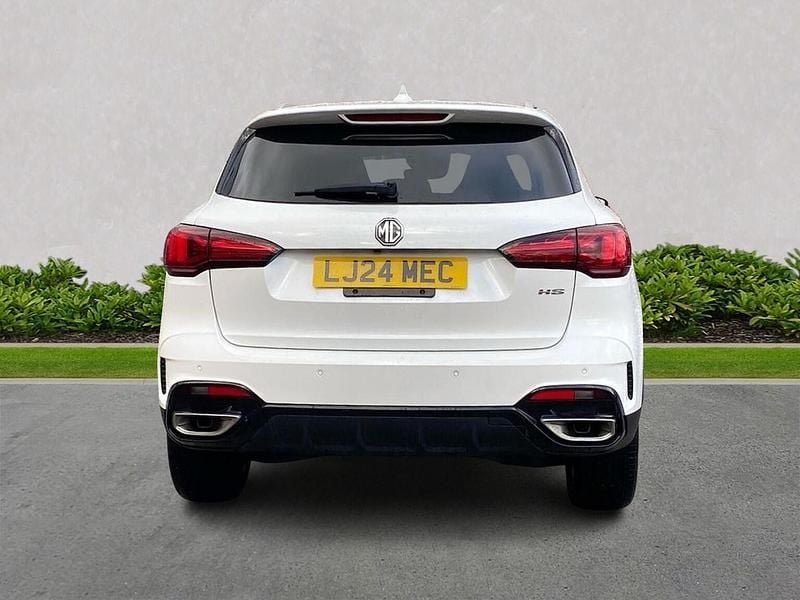 Used MG HS Trophy 2024 White SUV