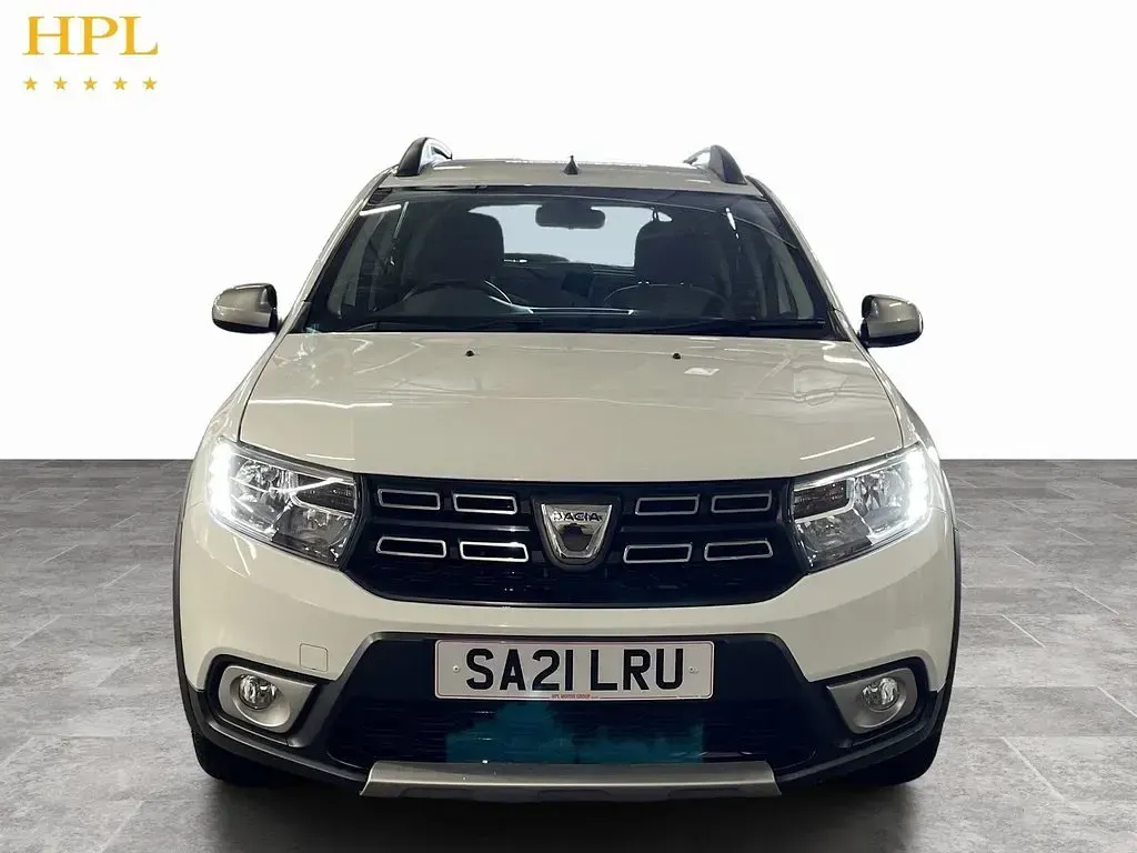 Used Dacia Sandero Comfort 90 HP (66 kW) 2021 White Hatchback