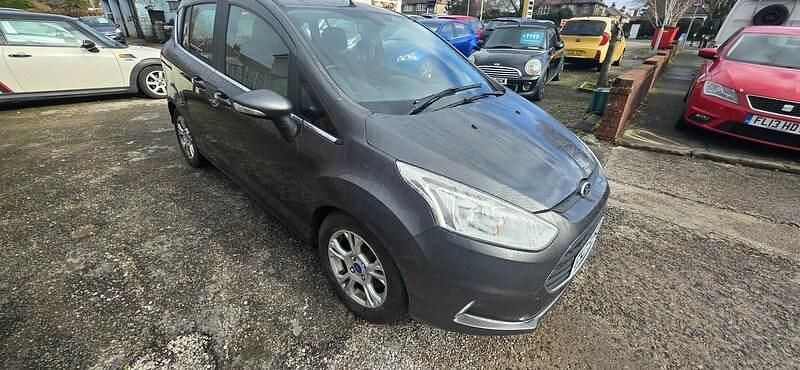 Used Ford B-MAX Zetec 105 HP (77 kW) 2015 Grey MPV