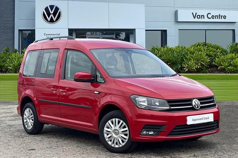 Red Used 2019 VW Caddy Maxi Life Life MPV | £15,991 (Fair price) - Image 1/4