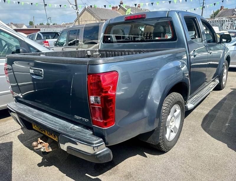 Used Isuzu D-Max 161 HP (118 kW) 2014 Grey Pickup